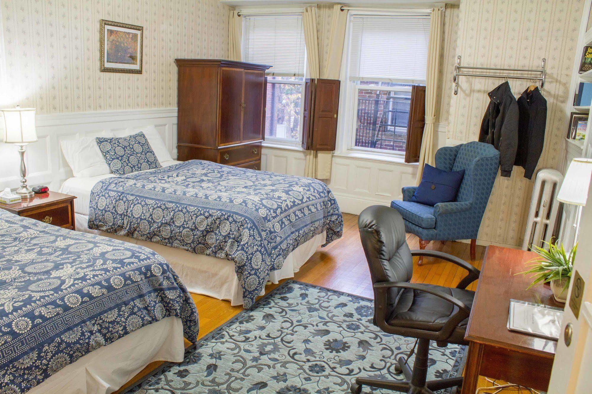 Beacon Inn 1750 Brookline Buitenkant foto