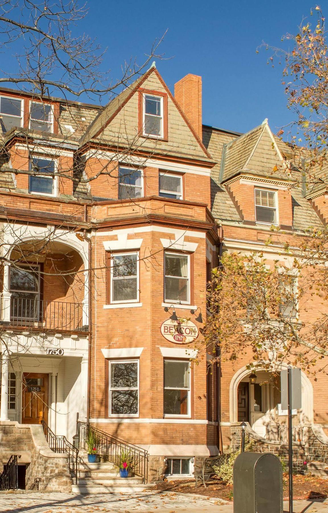 Beacon Inn 1750 Brookline Buitenkant foto